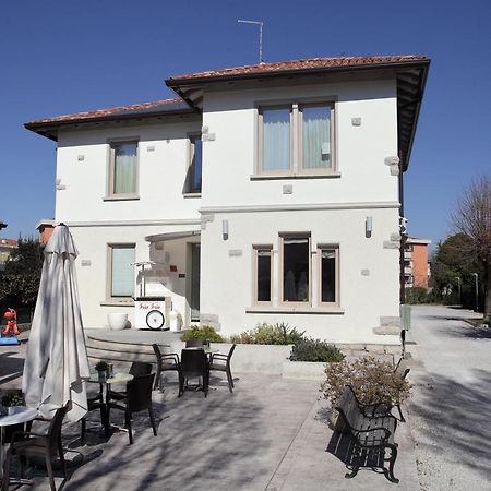 Residence Villa Frio Frio Ronchi Dei Legionari Exteriér fotografie